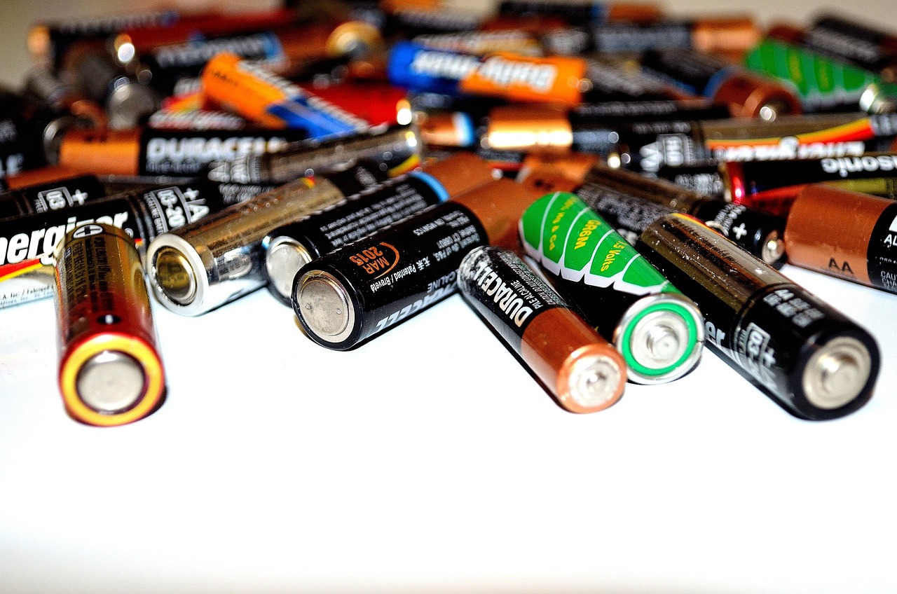 Battery aa cells